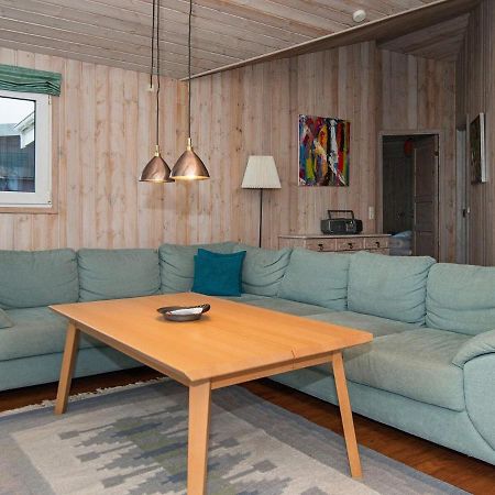 8 Person Holiday Home In R Nde Rønde Esterno foto