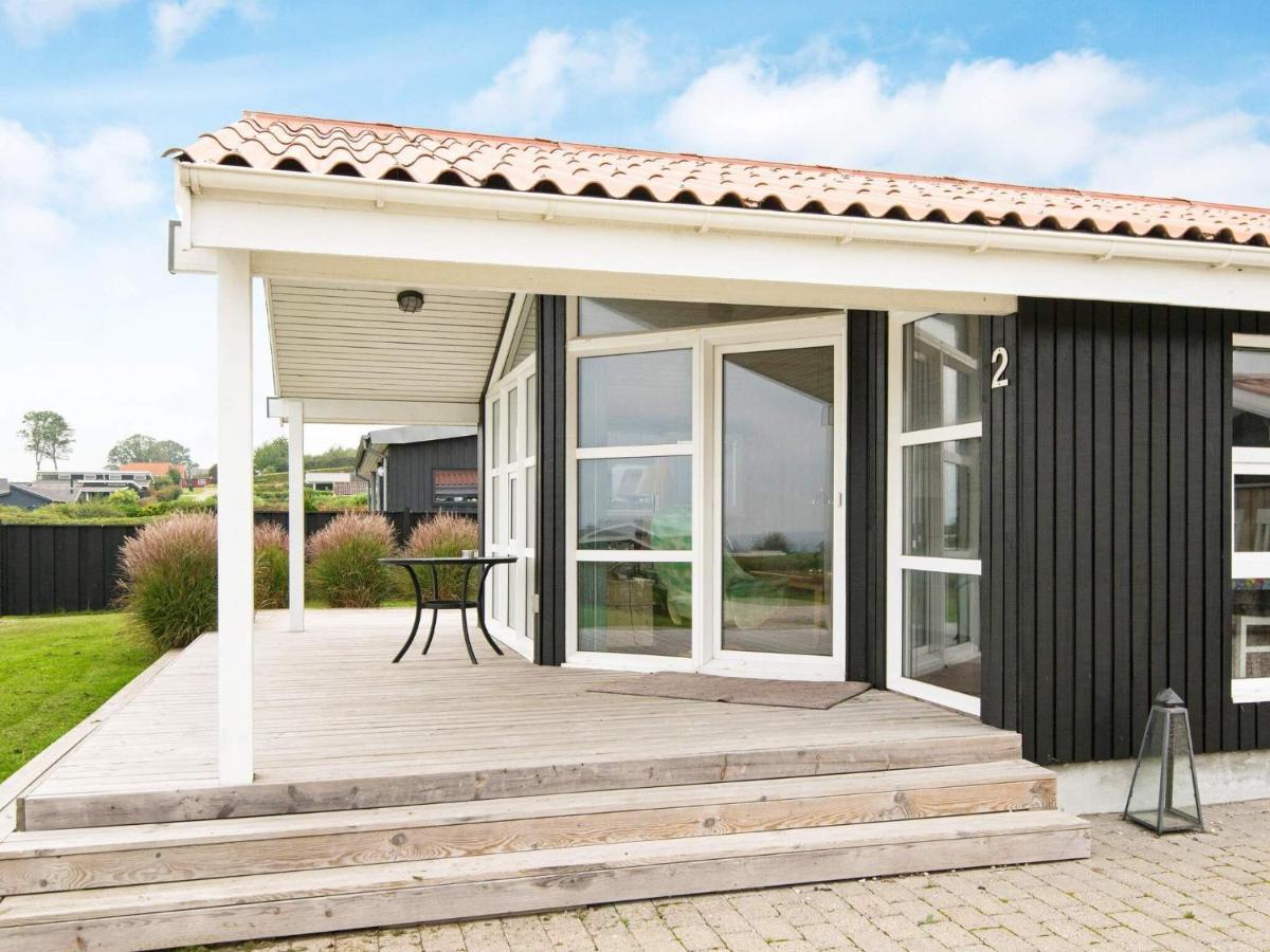 8 Person Holiday Home In R Nde Rønde Esterno foto